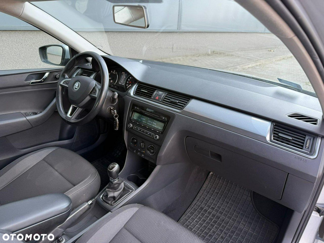 Skoda RAPID 1.2 TSI Ambition - 13