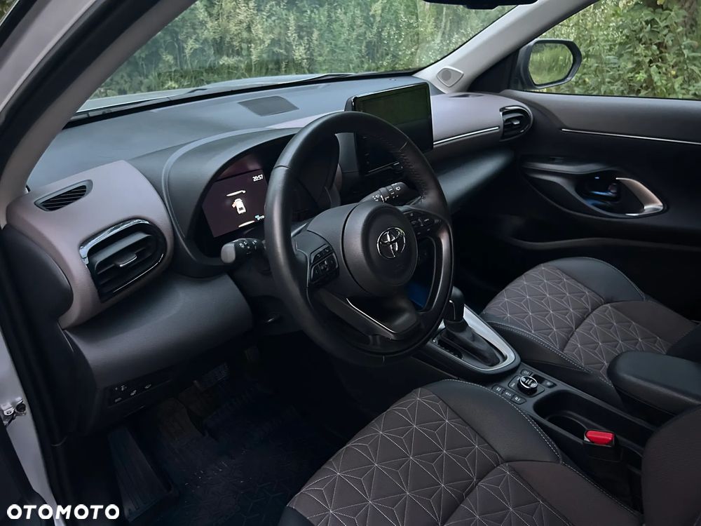 Toyota Yaris Cross Hybrid 1.5 Executive 4x4 - 6