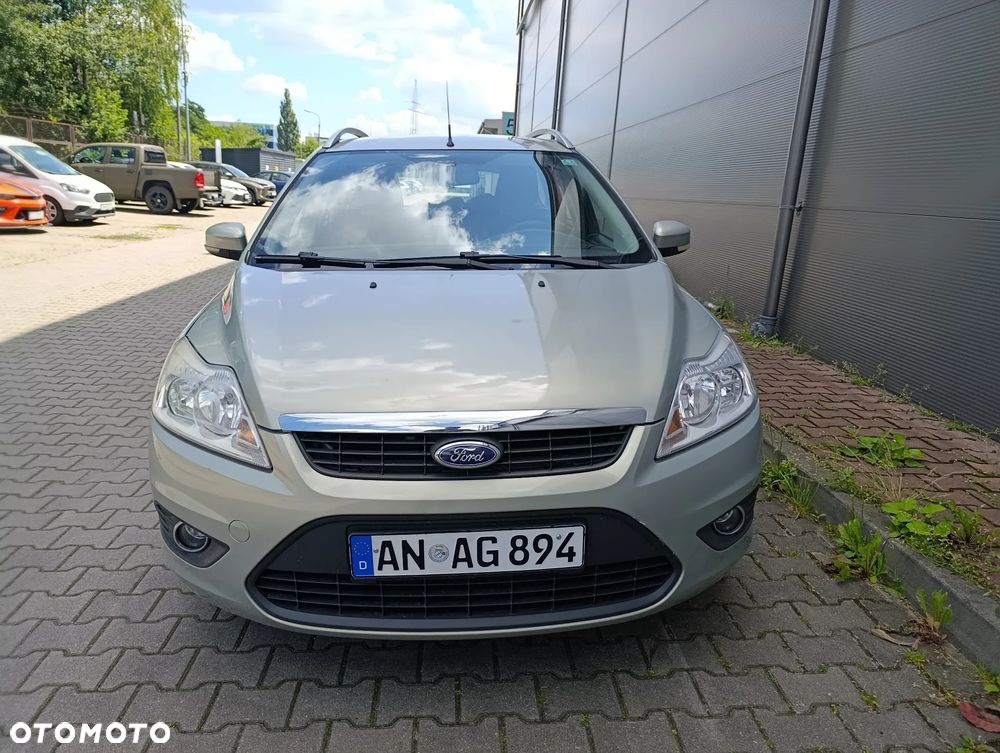 Ford Focus 1.6 16V Style+ - 6