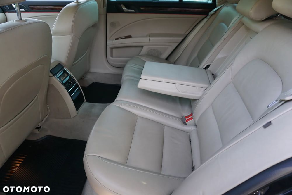 Skoda Superb 2.0 TSI L&K DSG - 11