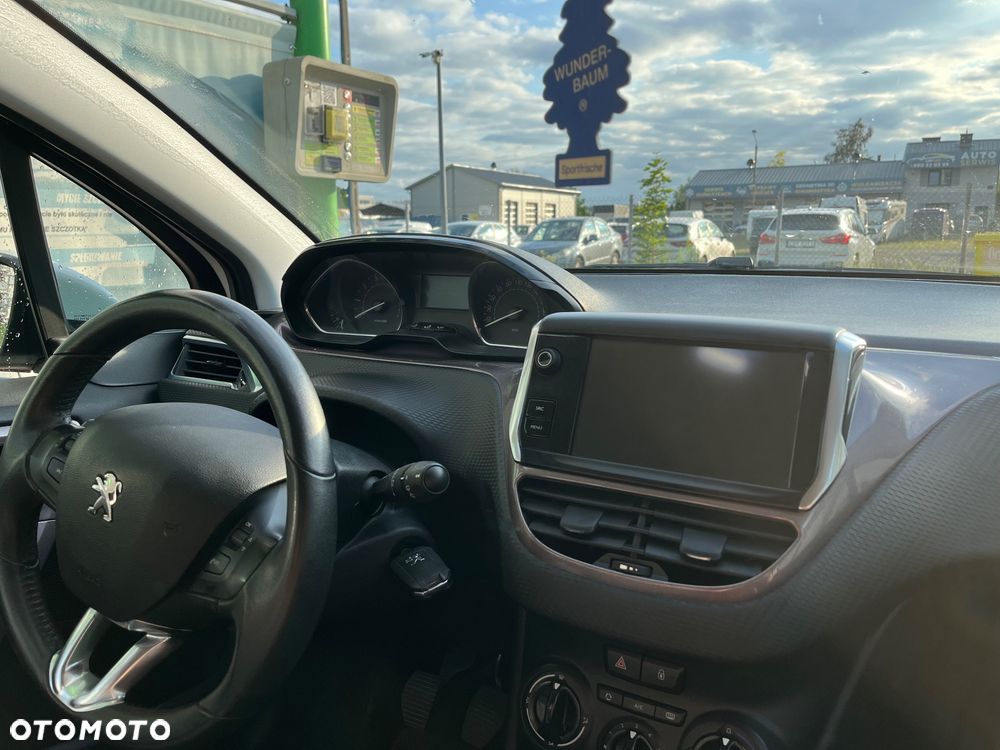 Peugeot 2008 - 7