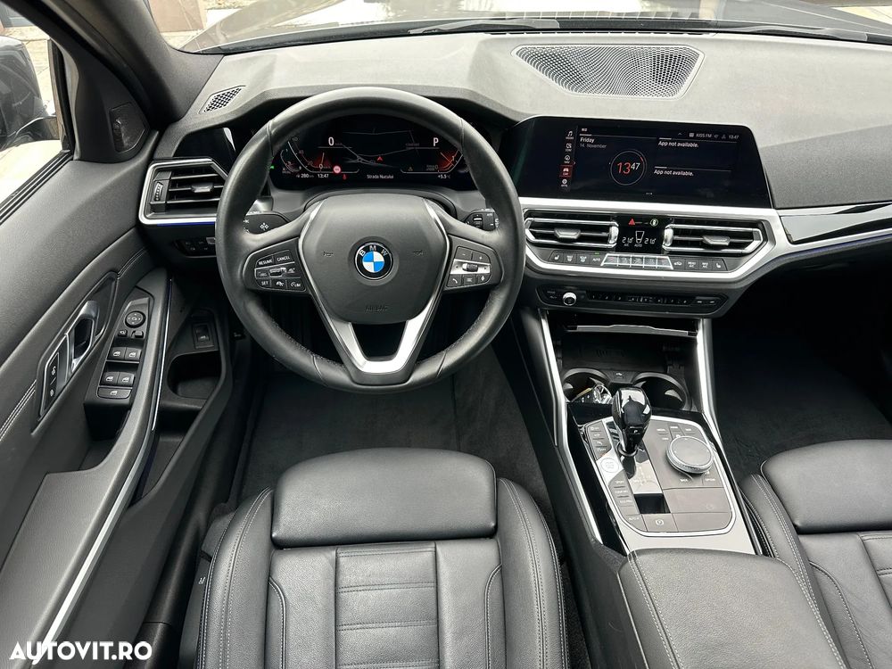 BMW Seria 3 320d Touring Aut. Edition Luxury Line Purity - 18