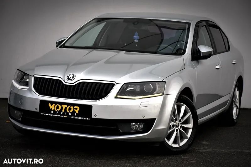 Skoda Octavia 2.0 TDI DSG Style - 1