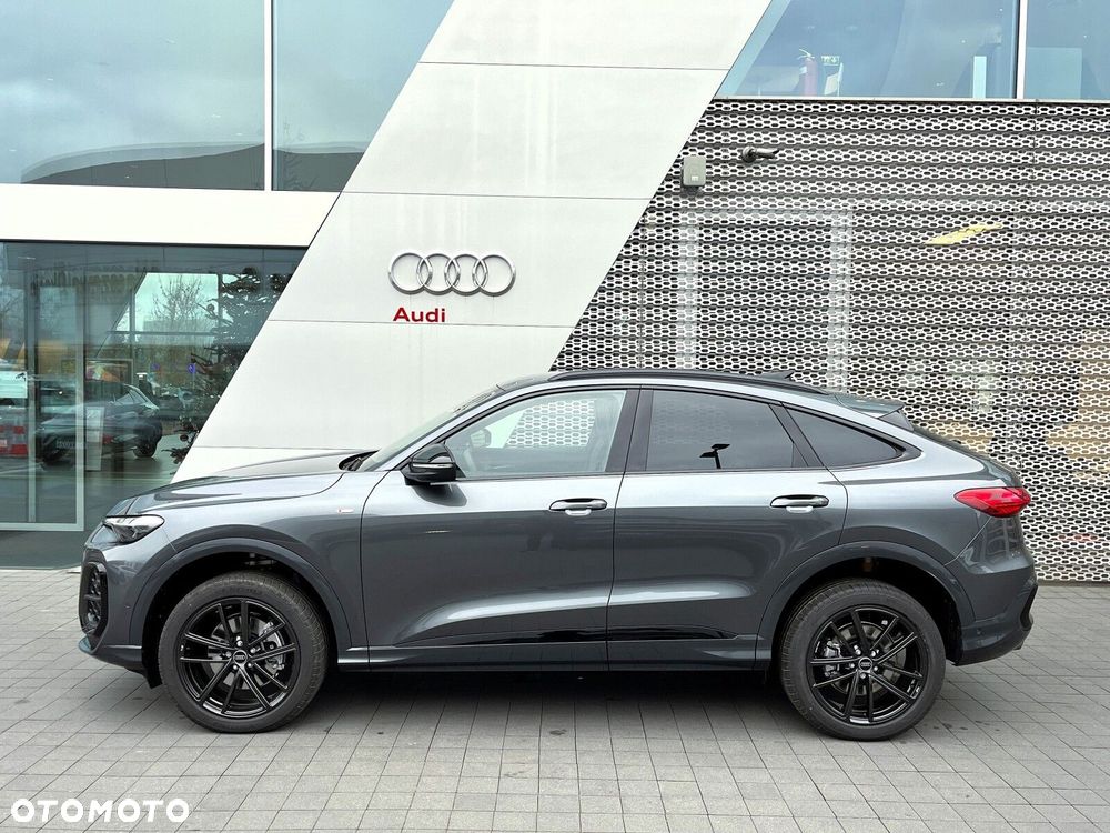 Audi Q5 Sportback - 6