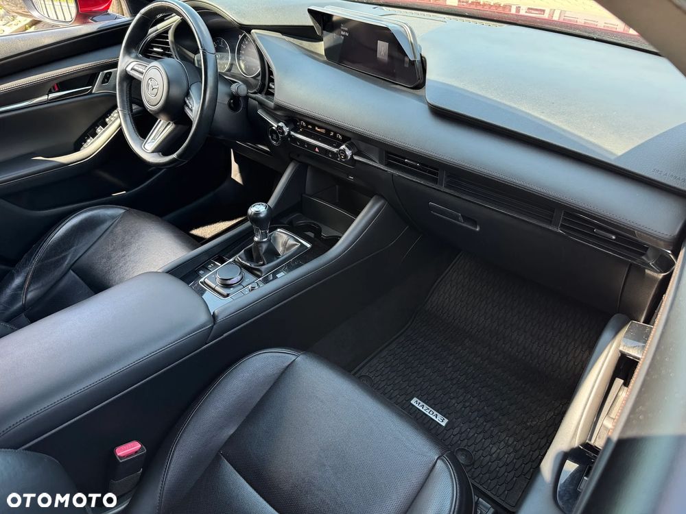 Mazda 3 SKYACTIV-D 1.8 - 7