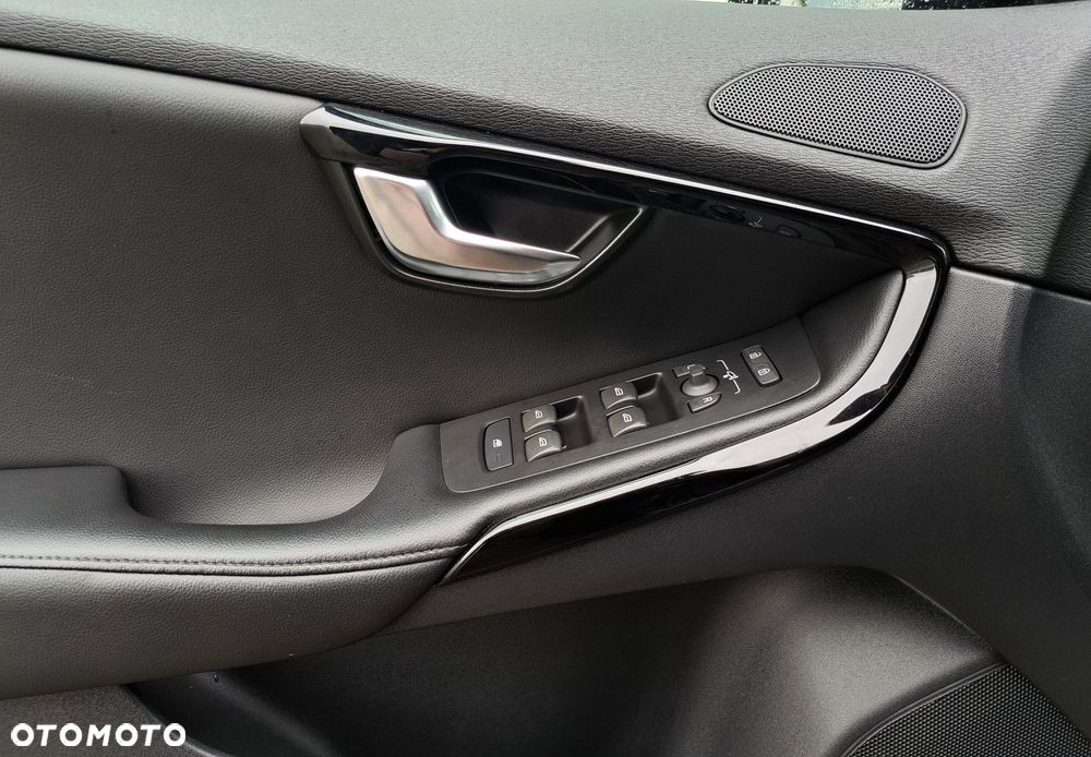 Volvo V40 - 27