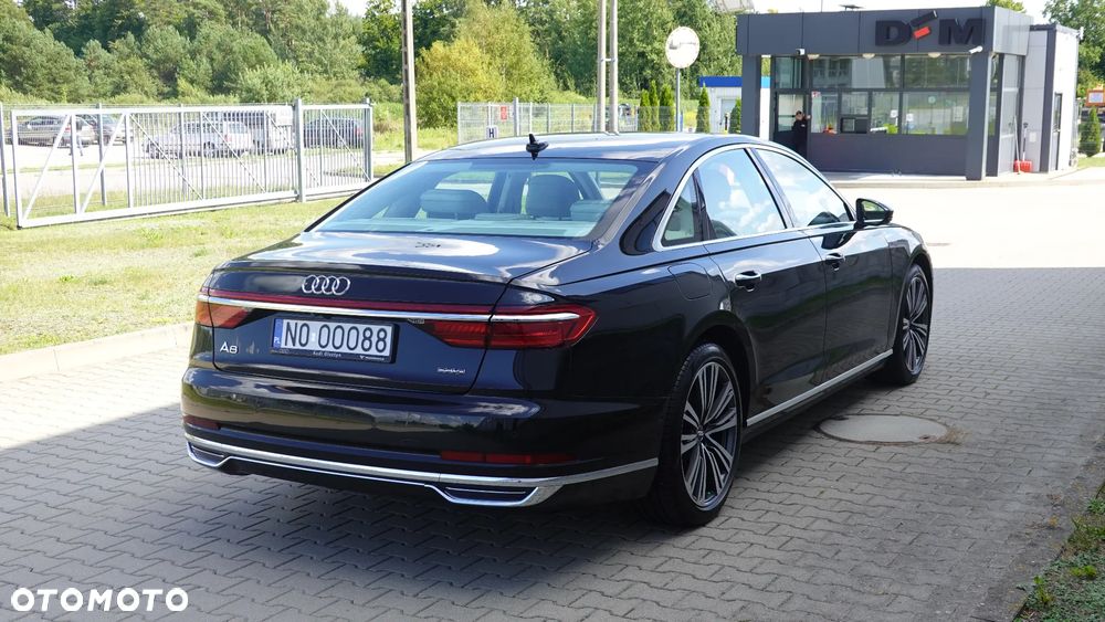 Audi A8 2017 photo 5