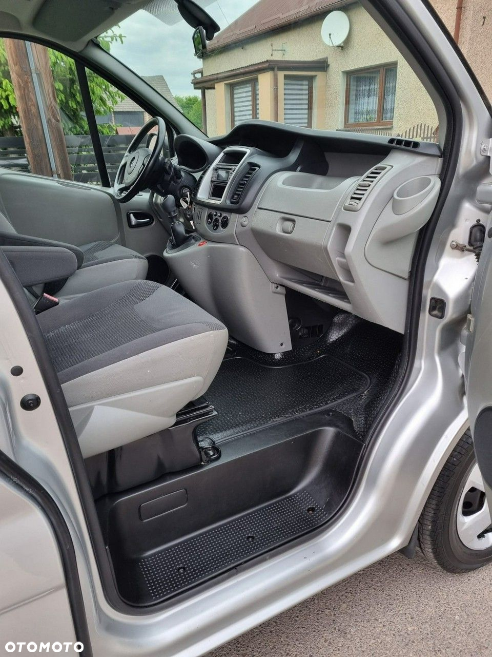 Opel Vivaro - 9