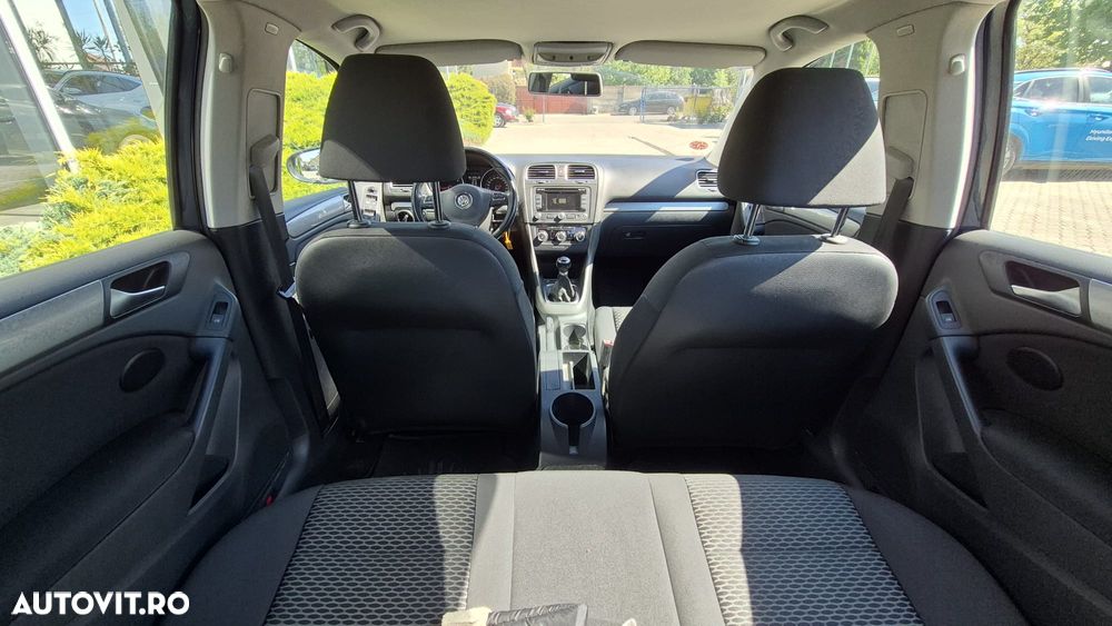 Volkswagen Golf 1.6 TDI DPF Trendline - 12