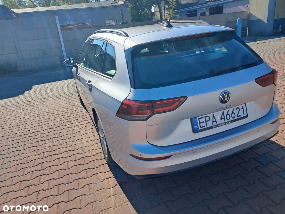 Volkswagen Golf - 6