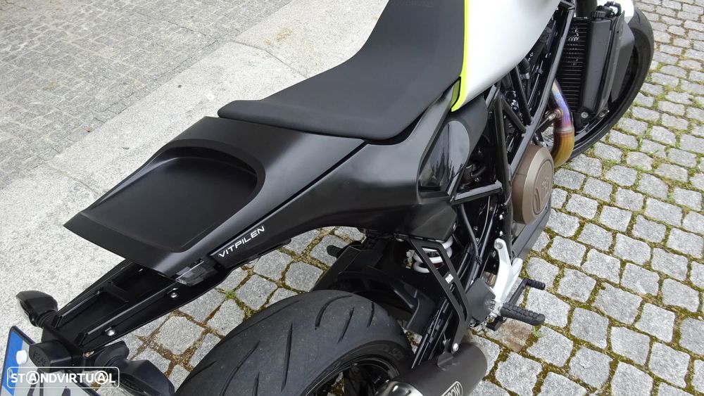 Husqvarna Vitpilen 701 - 9