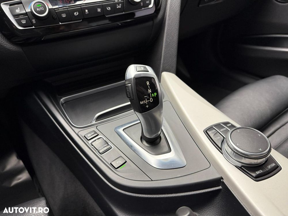 BMW Seria 3 318i Aut. - 11