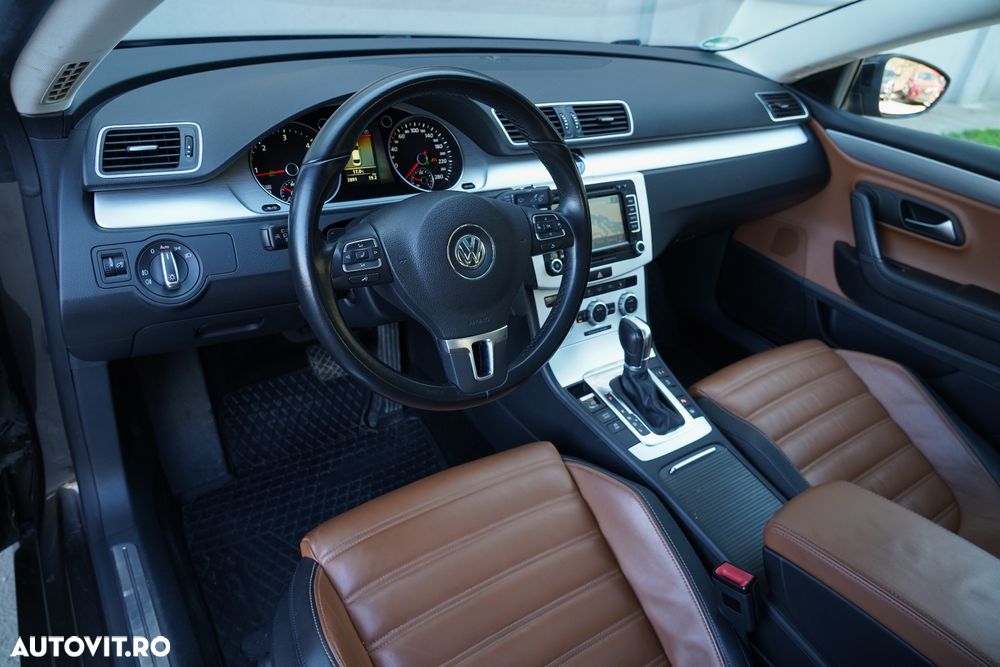 Volkswagen Passat CC - 12