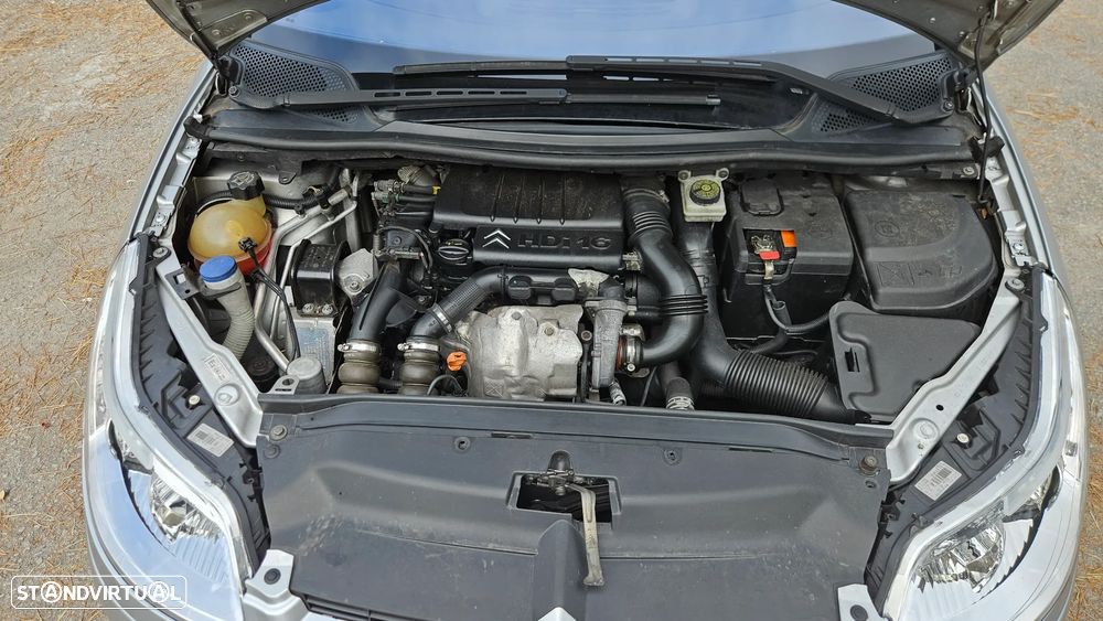 Citroën C4 1.6 HDi 110 VTR Pack - 9