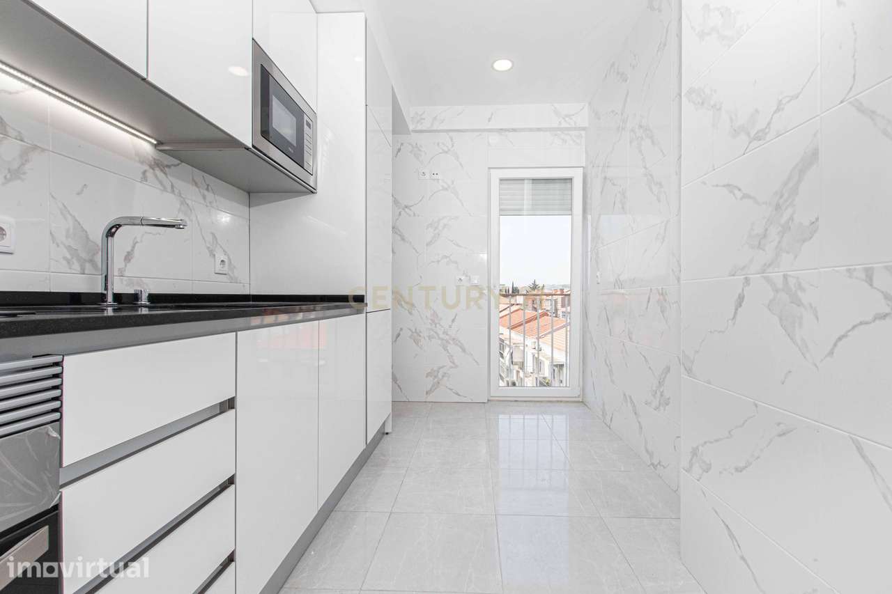 Apartamento T2 Totalmente Remodelado | Odivelas - Grande imagem: 4/40