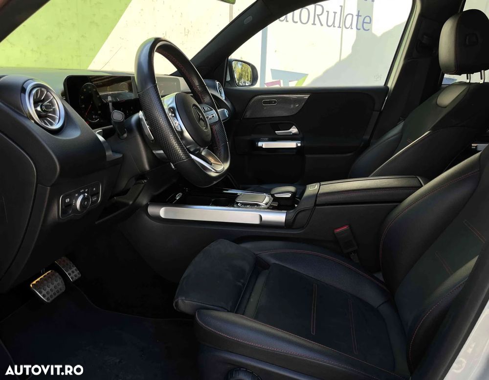 Mercedes-Benz GLB - 14