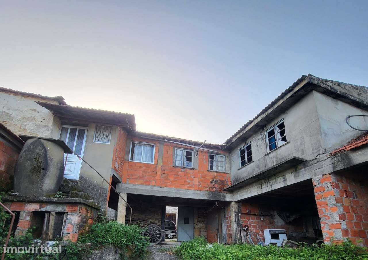 Moradia T2 Bi-Familiar no Campo com Sótão Habitável - Grande imagem: 3/3