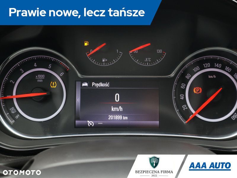 Opel Insignia - 12