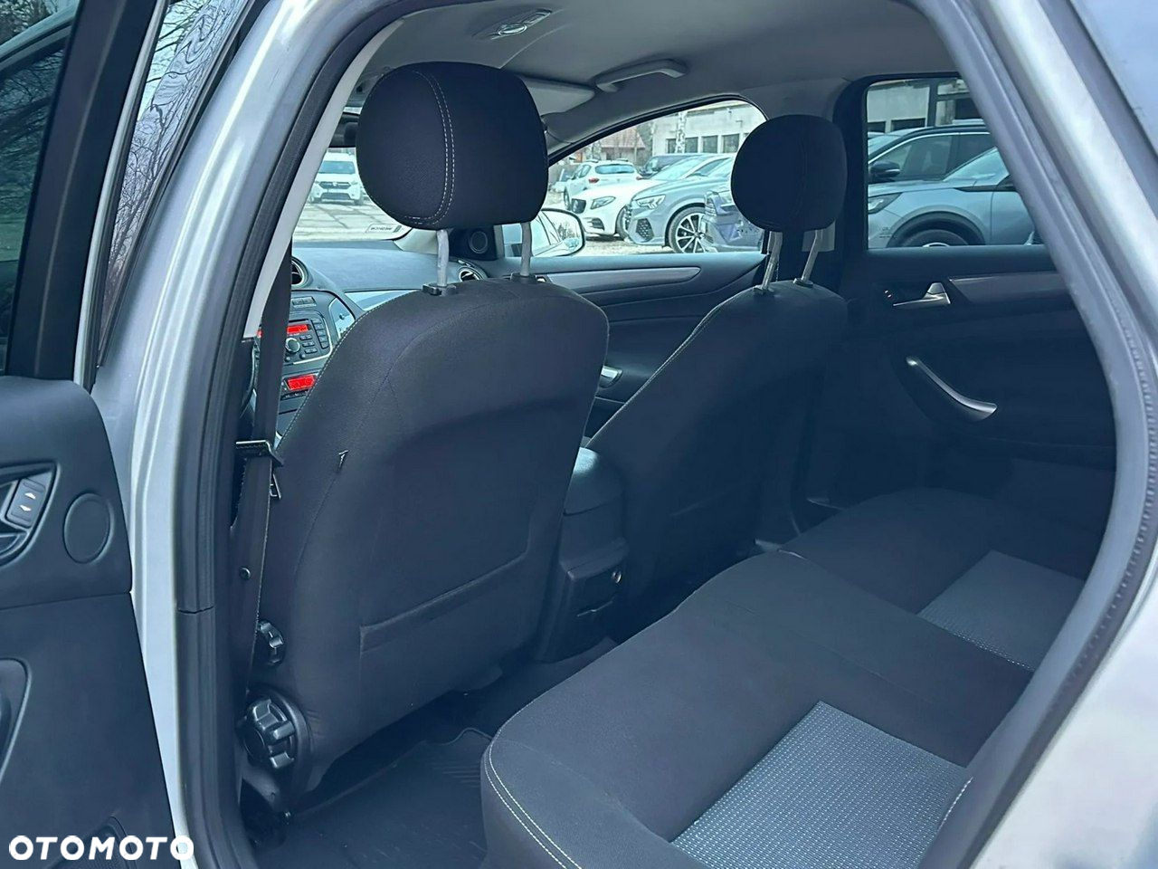 Ford Mondeo 1.6 T Ambiente - 9