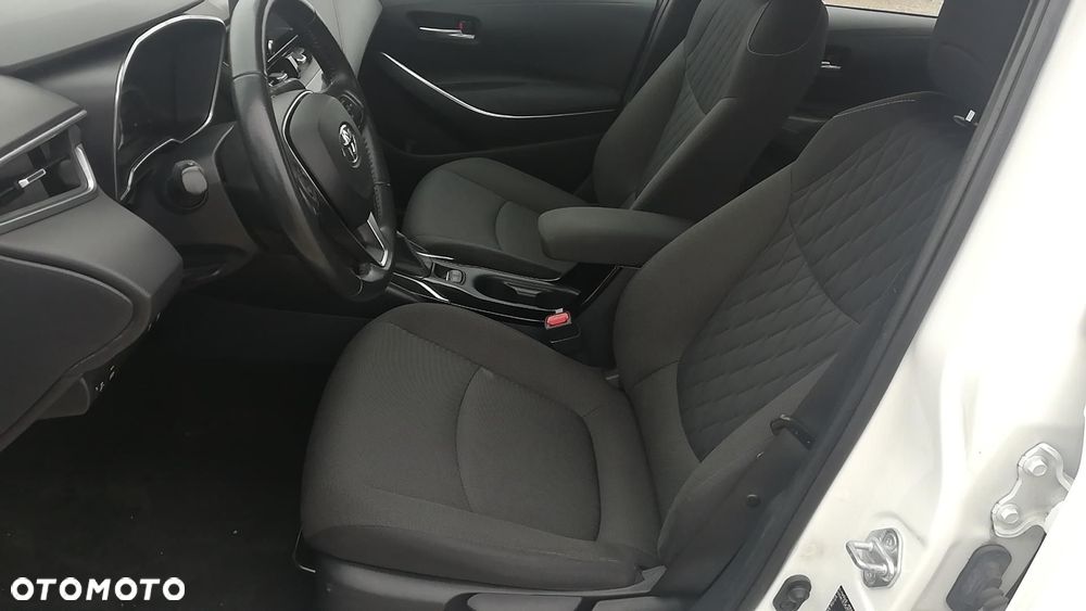 Toyota Corolla 1.8 Hybrid Comfort - 11