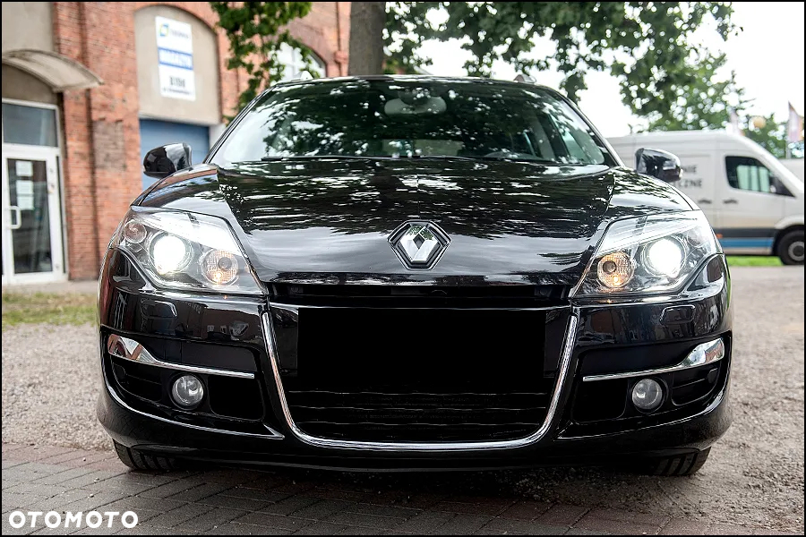 Renault Laguna dCi 150 FAP Start-Stop GT - 2