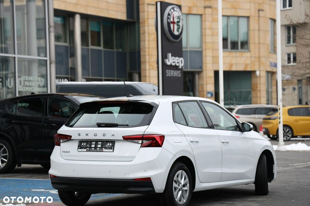 Skoda Fabia - 6