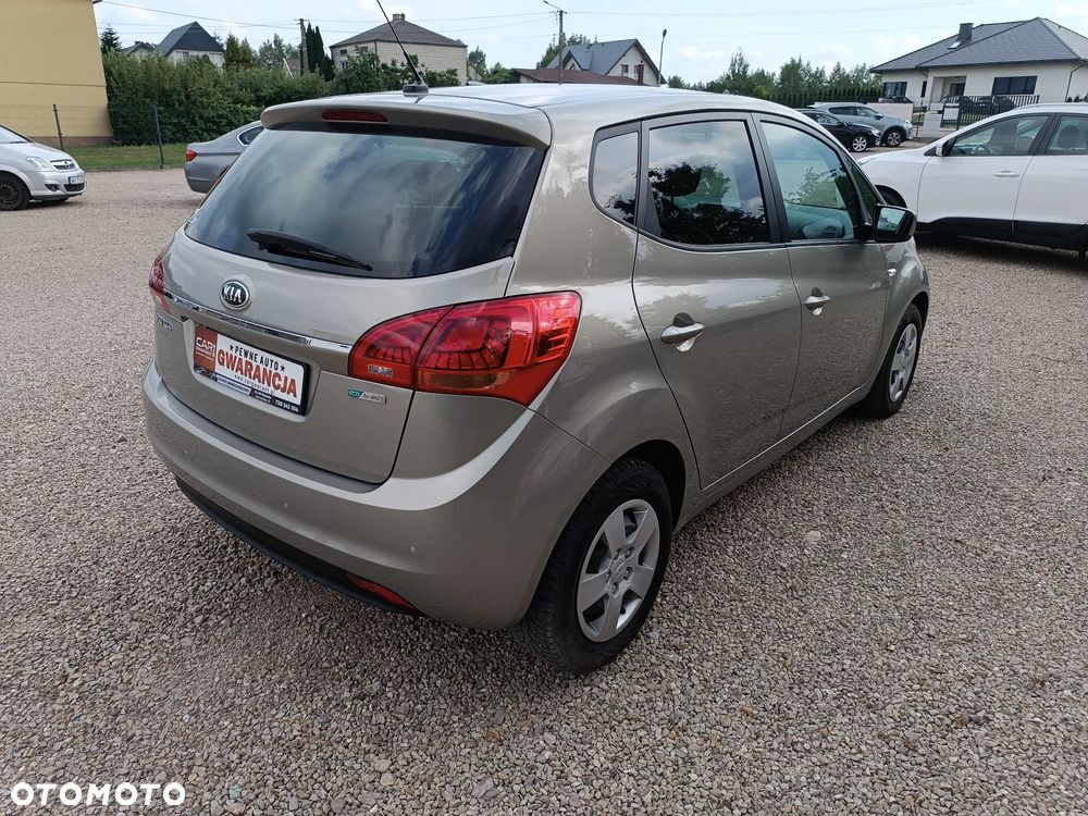 Kia Venga 1.4 CRDi 90 Business Line - 17