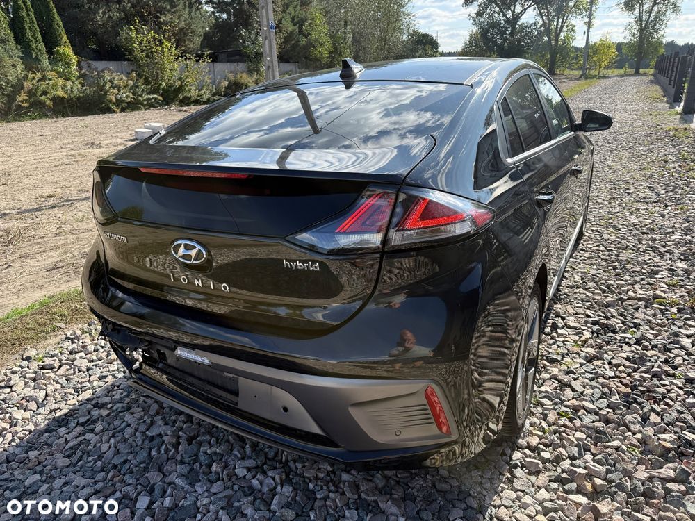Hyundai IONIQ hybrid Premium - 9
