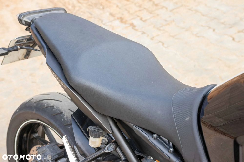 Yamaha MT - 19