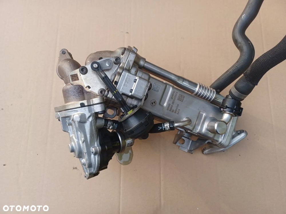 ZAWÓR EGR 2.0 D BMW MINI F54 S - 3