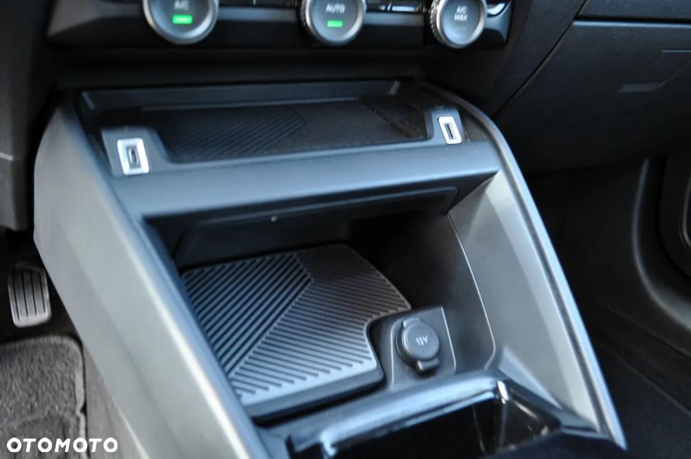 Citroën C4 1.5 BlueHDi Business Edition S&S EAT8 - 29