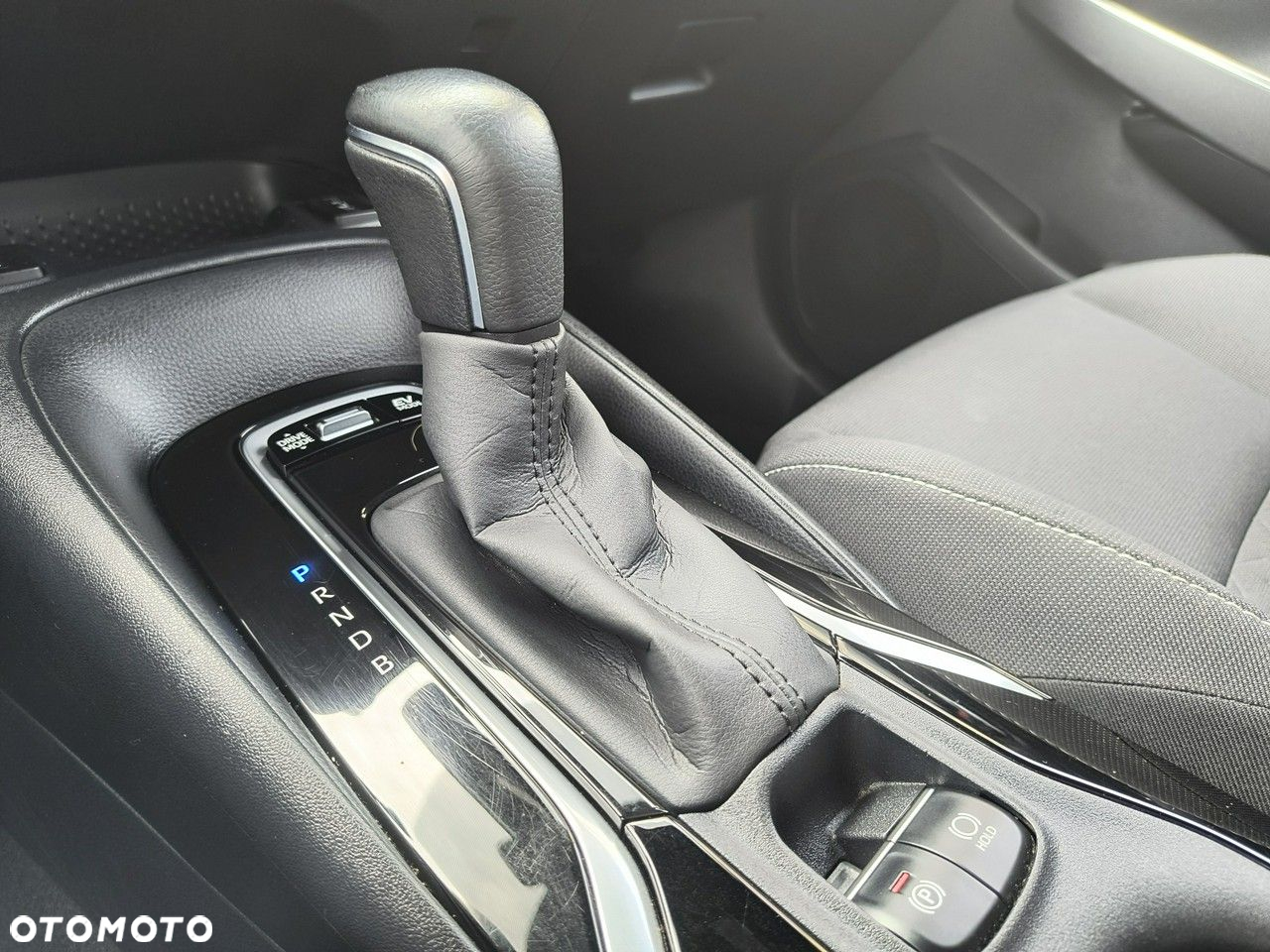 Toyota Corolla - 25