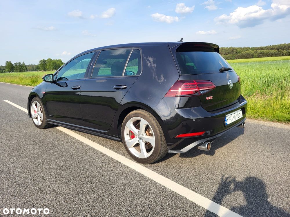 Volkswagen Golf 2.0 TSI BMT GTI Performance DSG - 4