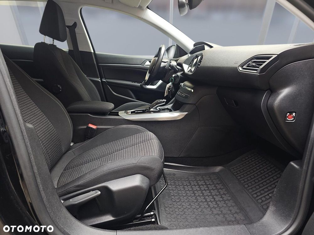 Peugeot 308 1.5 BlueHDi Active Pack S&S EAT8 - 11