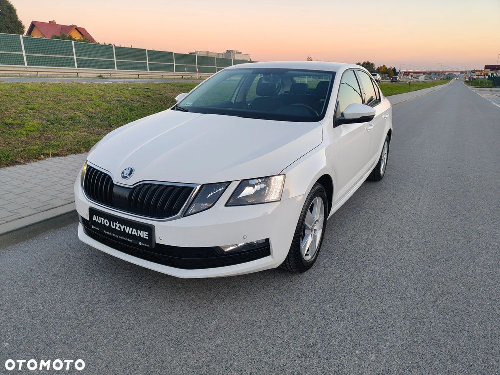 Skoda Octavia 2019 photo 2