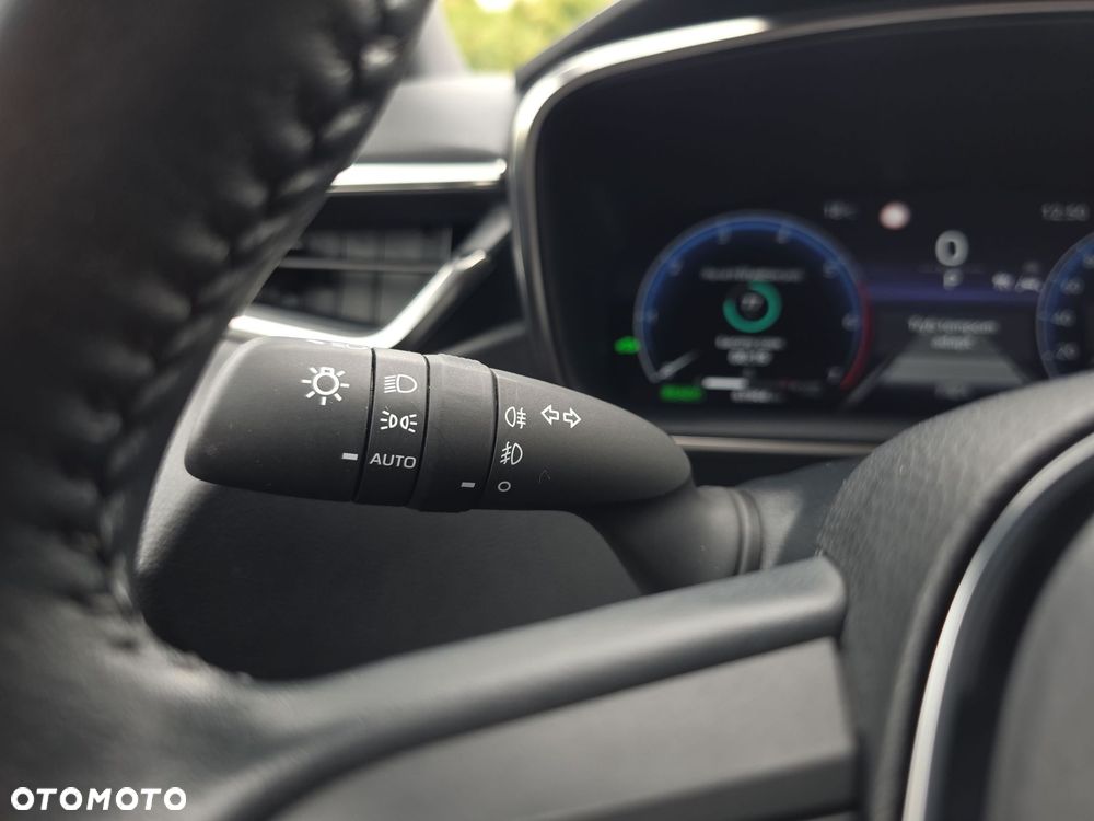 Toyota Corolla 1.8 Hybrid Style - 29