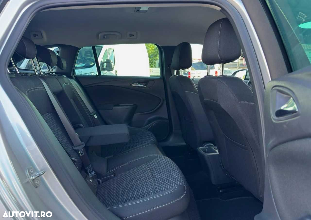 Opel Astra - 16