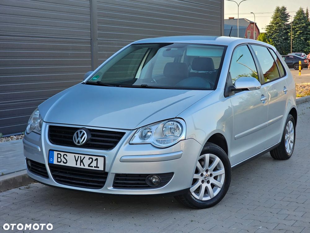 Volkswagen Polo 1.4 Highline - 1