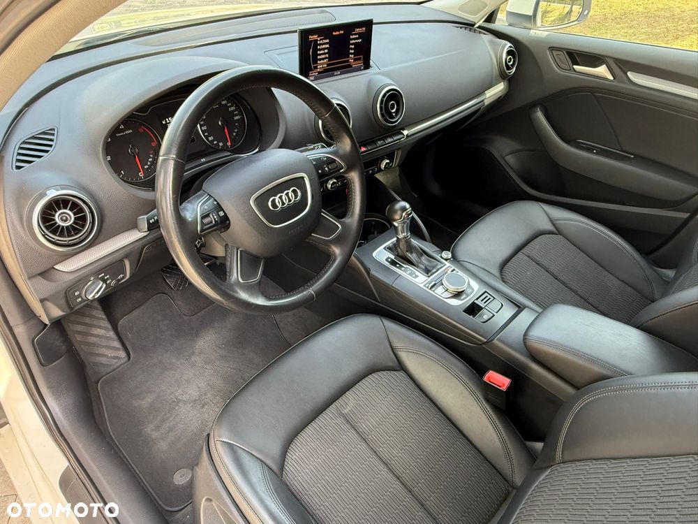 Audi A3 Sportback 2.0 TDI S tronic Attraction - 20