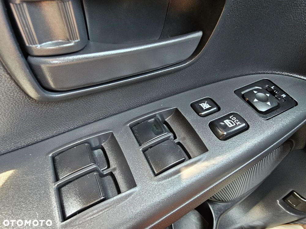 Mitsubishi ASX 2.0 4WD CVT Intro Edition+ - 17
