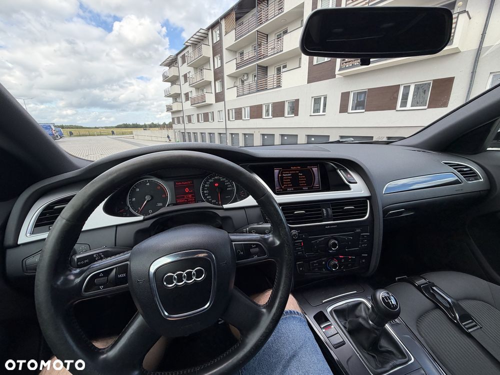 Audi A4 Avant - 6