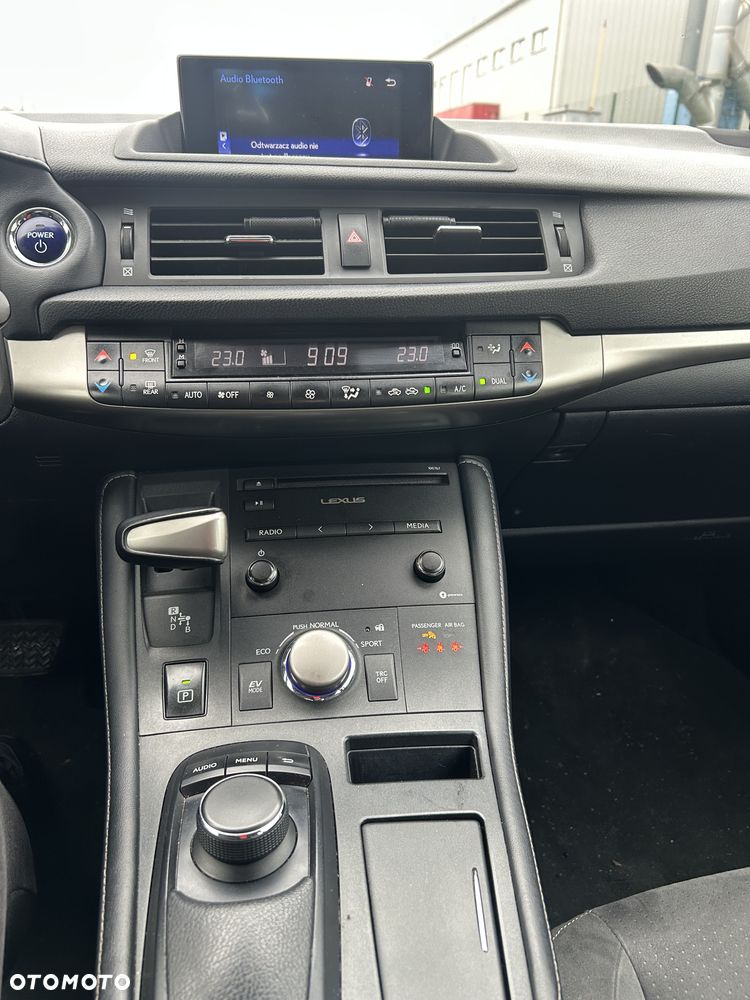 Lexus CT 200h Elegance - 6