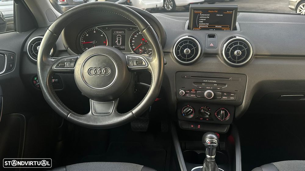 Audi A1 1.6 TDI S tronic Ambition - 9