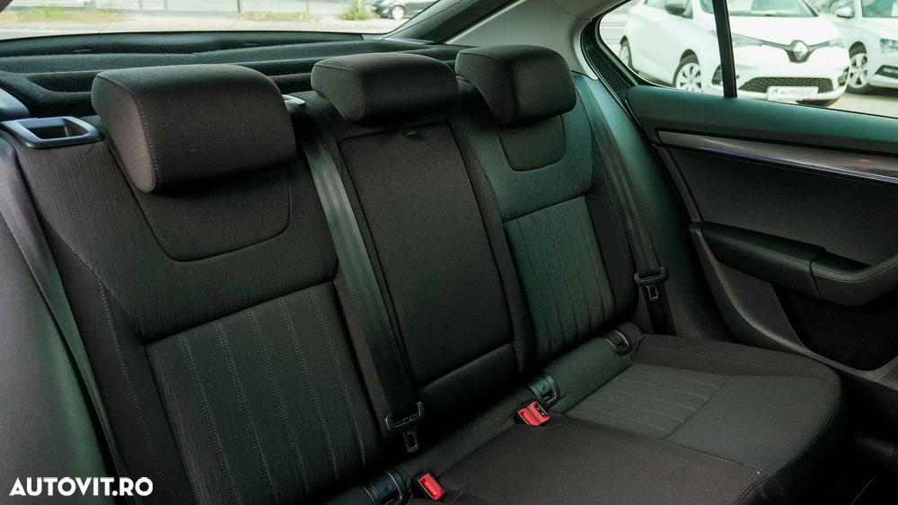 Skoda Octavia 1.5 TSI Ambition - 29