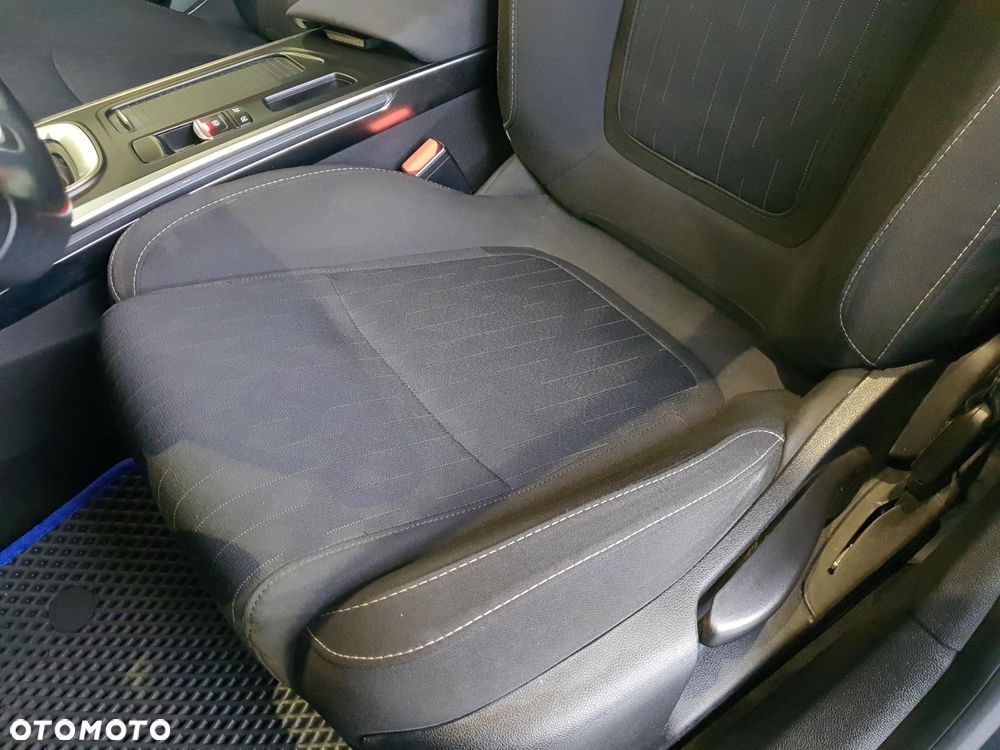 Renault Megane 1.5 Blue dCi Intens EDC - 12