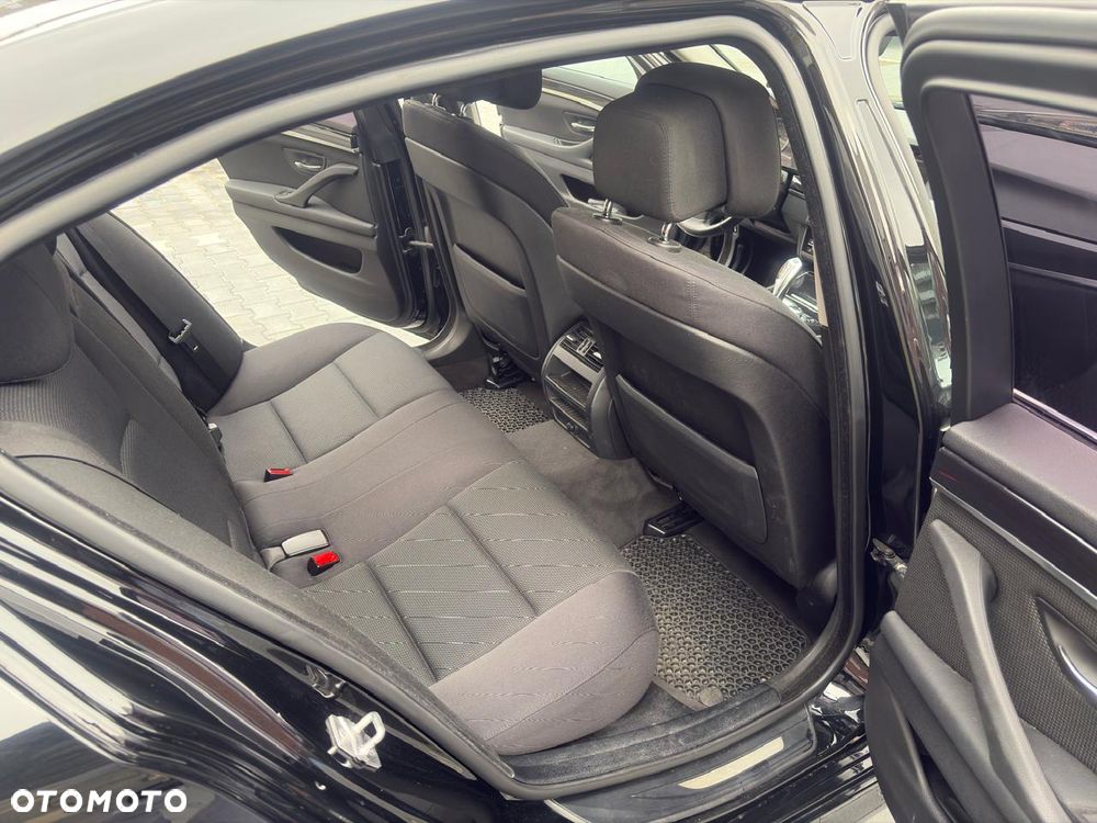 BMW Seria 5 520d - 11