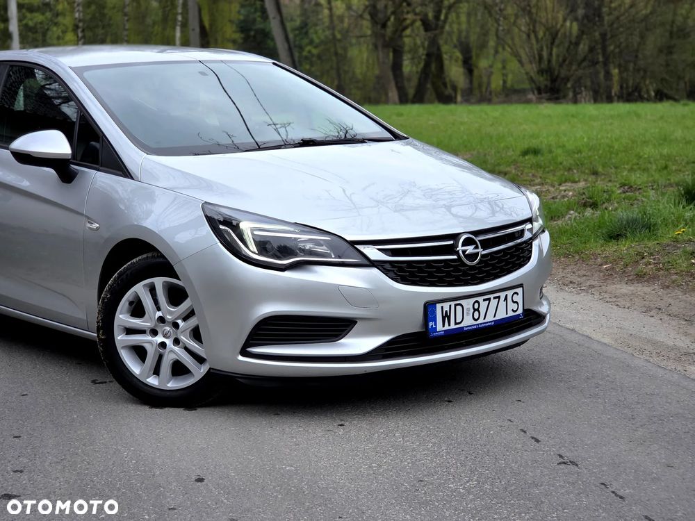 Opel Astra 1.6 CDTI Elite S&S - 19