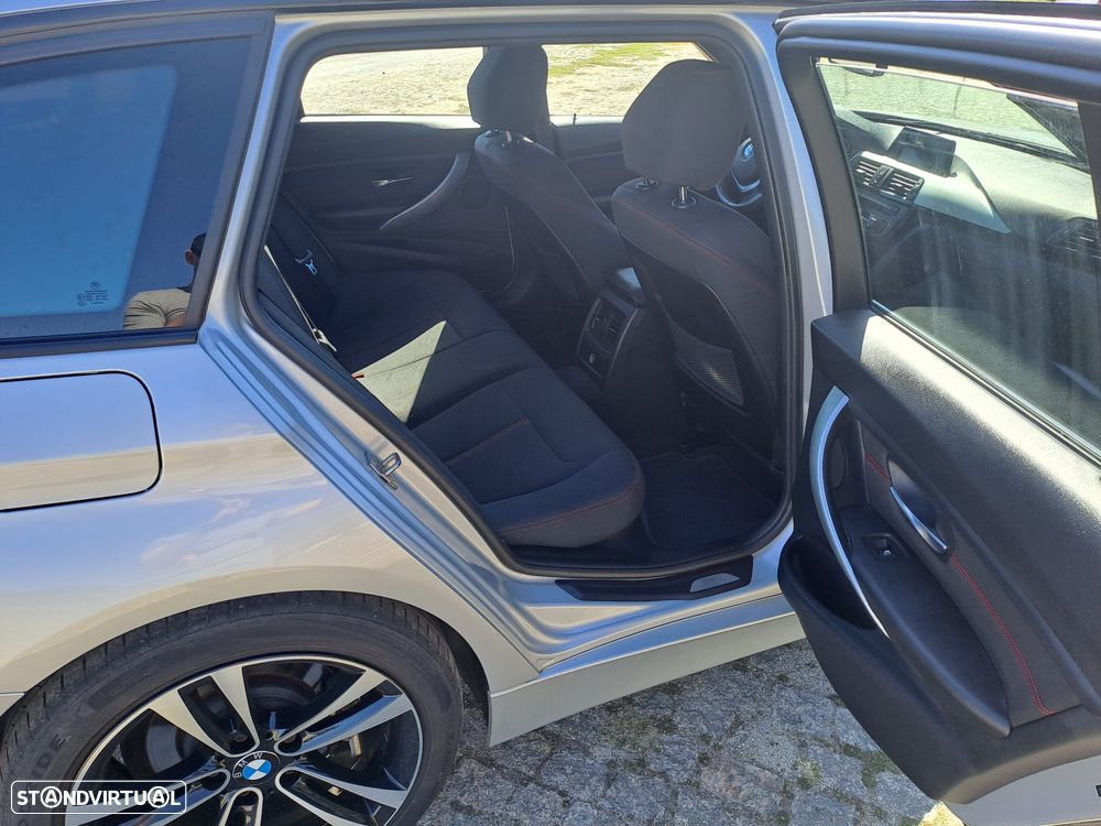 BMW 320 d Line Sport - 11