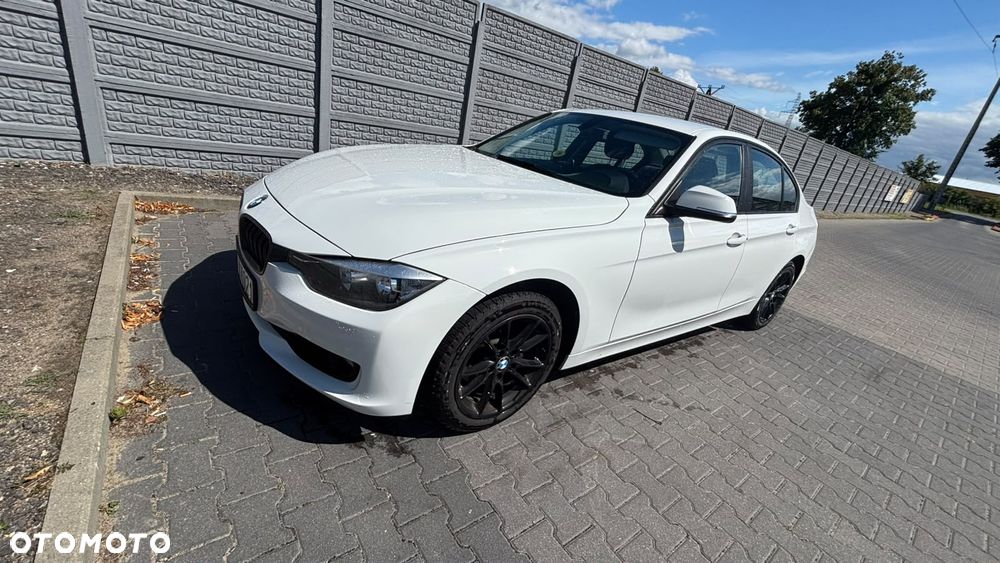 BMW Seria 3 316d Edition Luxury Line Purity - 3