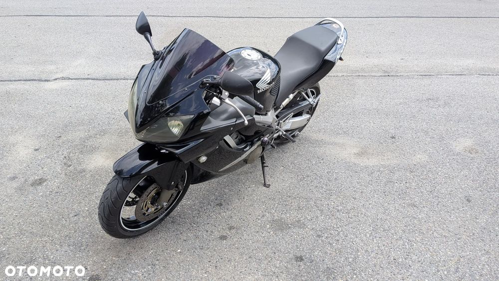 Honda CBR - 8
